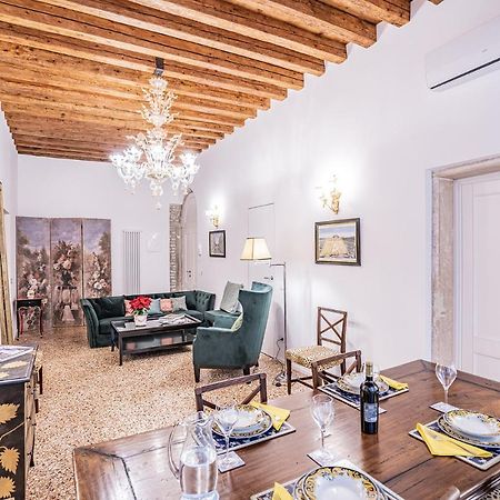 Ca' San Beneto Completely Refurbished In A Fabulously Central Area 威尼斯 外观 照片