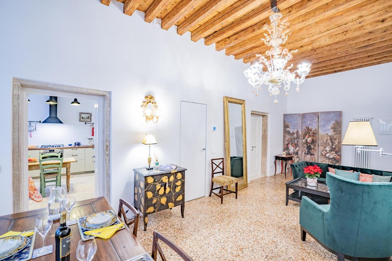 Ca' San Beneto Completely Refurbished In A Fabulously Central Area 威尼斯 外观 照片