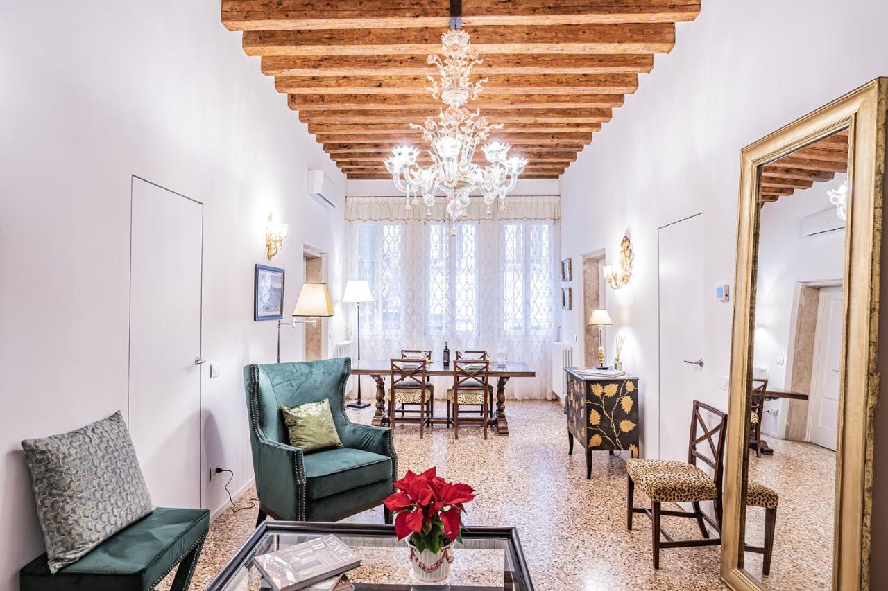Ca' San Beneto Completely Refurbished In A Fabulously Central Area 威尼斯 外观 照片