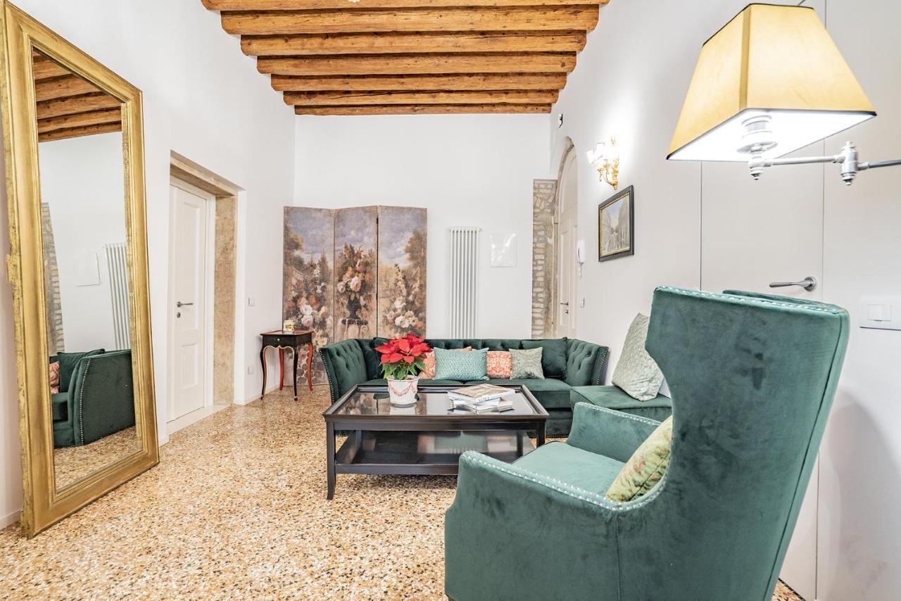Ca' San Beneto Completely Refurbished In A Fabulously Central Area 威尼斯 外观 照片